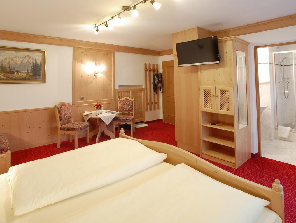 Hotel Gebirgshaeusl Engedey Luaran gambar