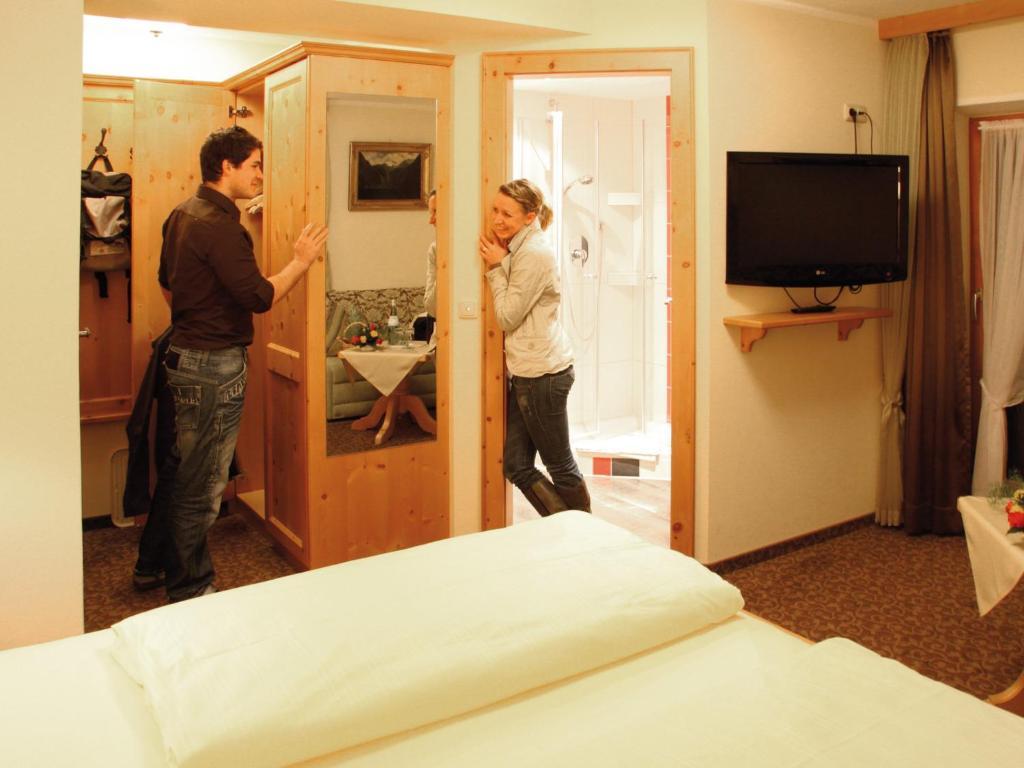 Hotel Gebirgshaeusl Engedey Luaran gambar