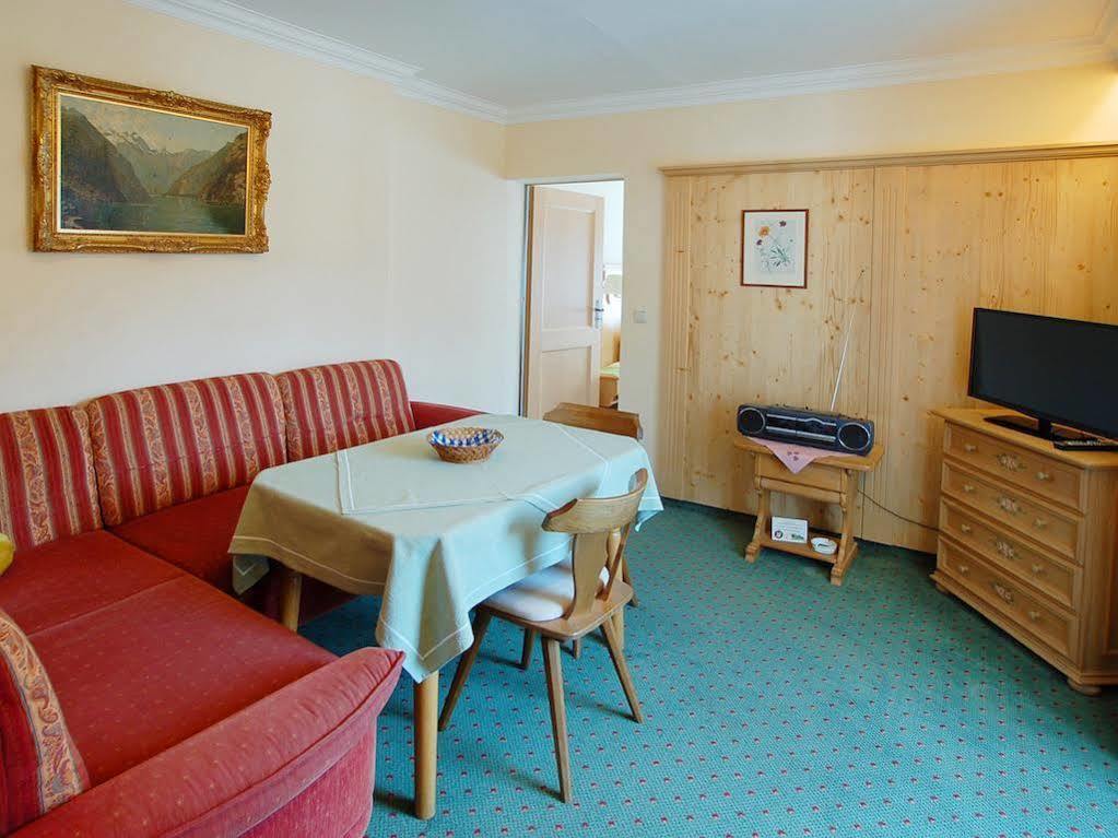 Hotel Gebirgshaeusl Engedey Luaran gambar